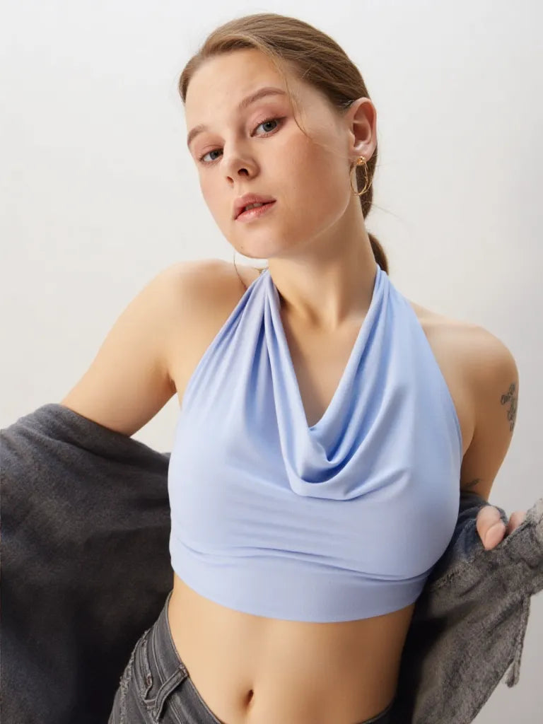 TOP ESSENTIAL BACKLESS